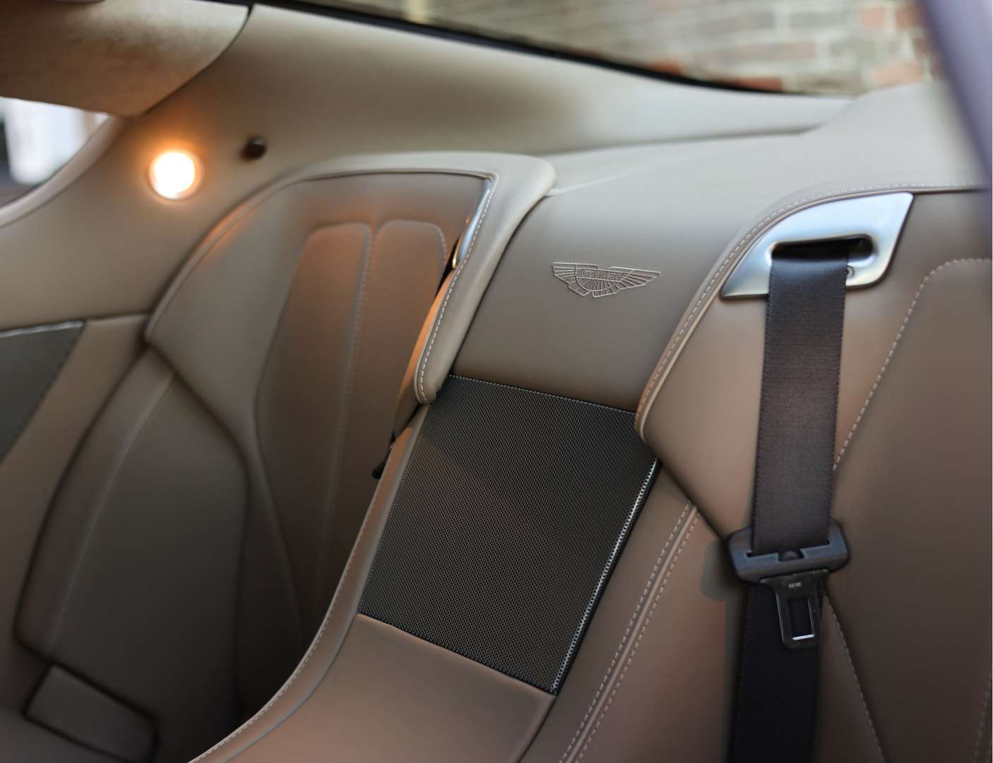 Aston Martin DB9 5.9 V12 Touchtronic - 2015 - Joinsteer - #41