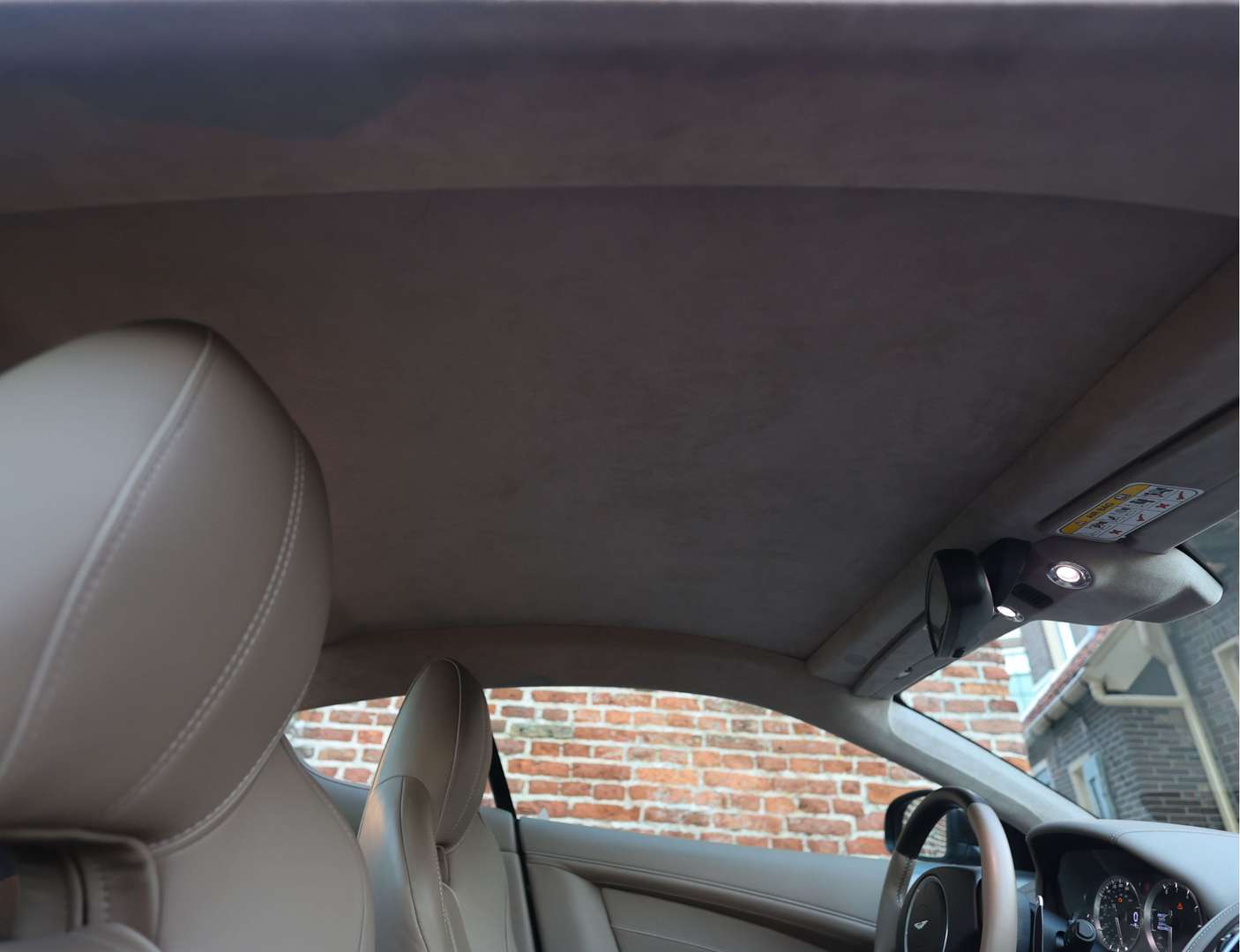 Aston Martin DB9 5.9 V12 Touchtronic - 2015 - Joinsteer - #43