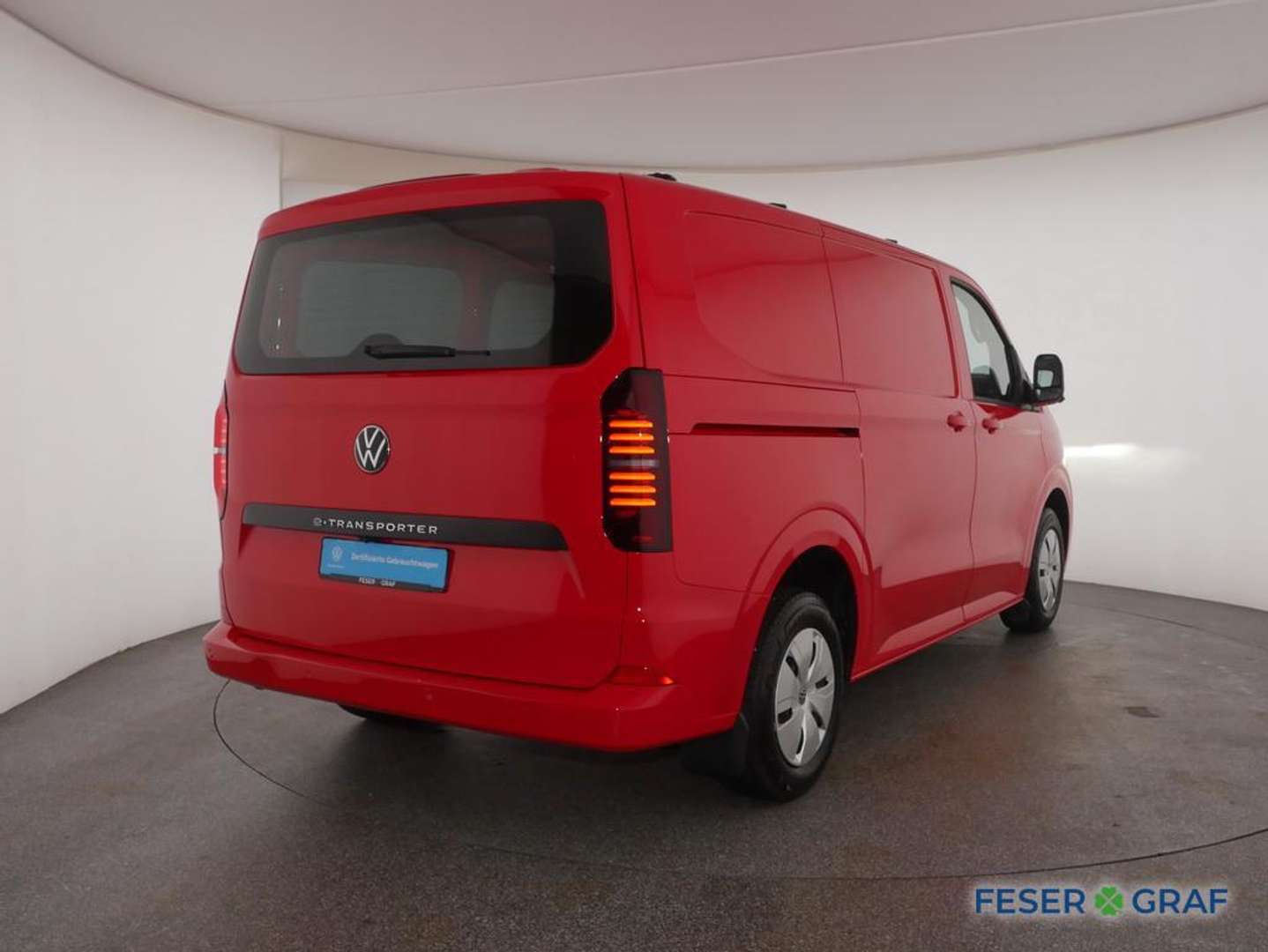 Volkswagen Multivan Kombi Elektro - 2025 - Joinsteer - #1
