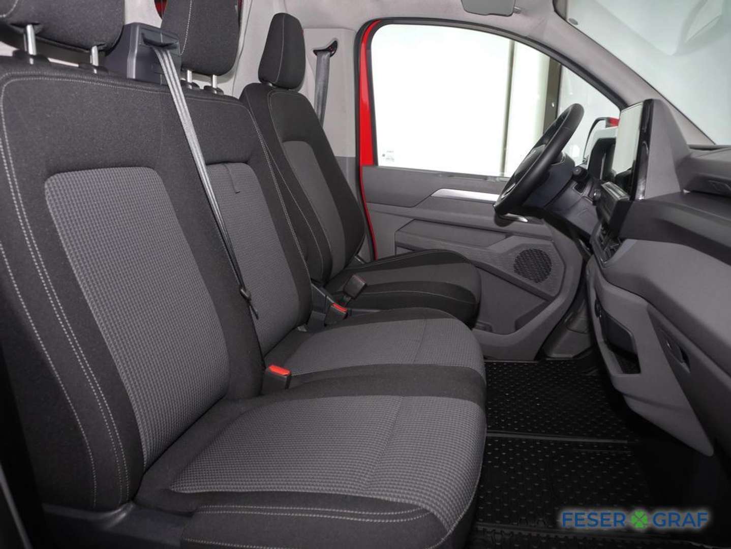 Volkswagen Multivan Kombi Elektro - 2025 - Joinsteer - #3