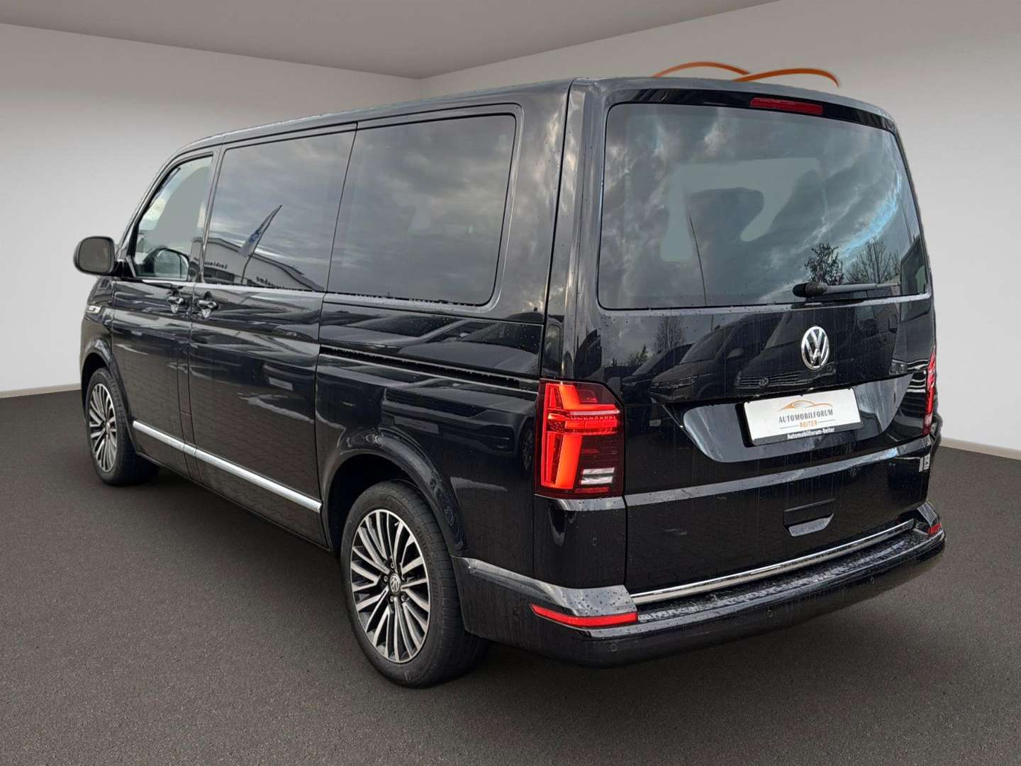 Volkswagen Multivan 4Motion Highline - 2022 - Joinsteer - #4