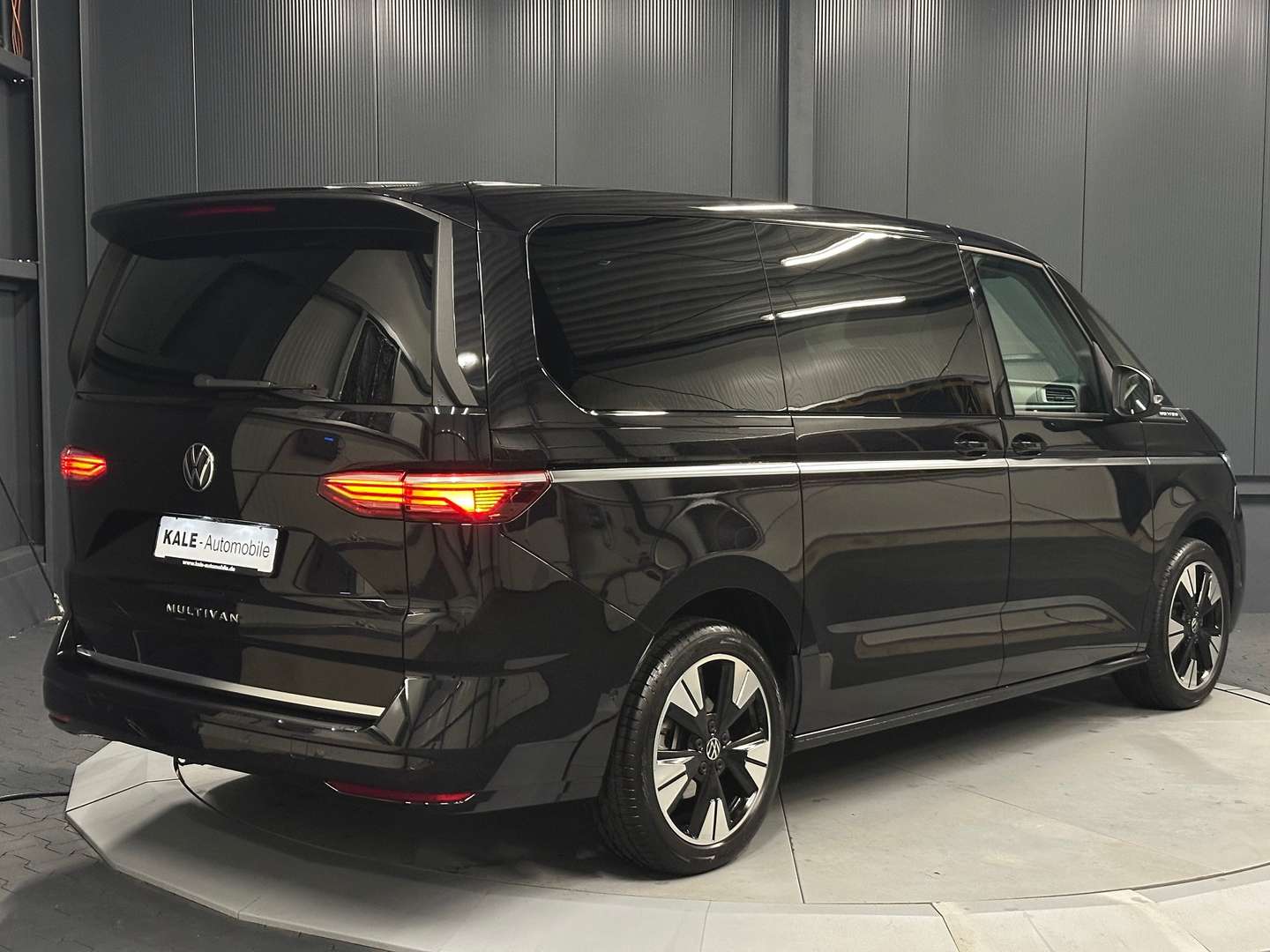 Volkswagen Multivan Style - 2024 - Joinsteer - #4