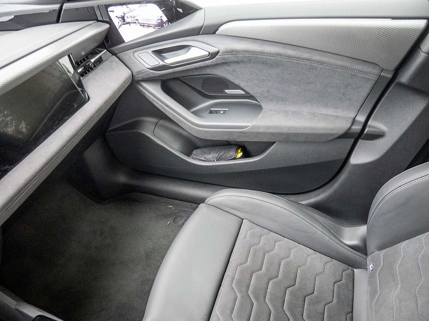 Audi A6 E-tron - 2026 - Joinsteer - #12