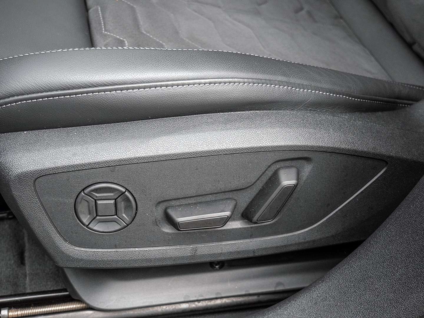 Audi A6 E-tron - 2026 - Joinsteer - #18