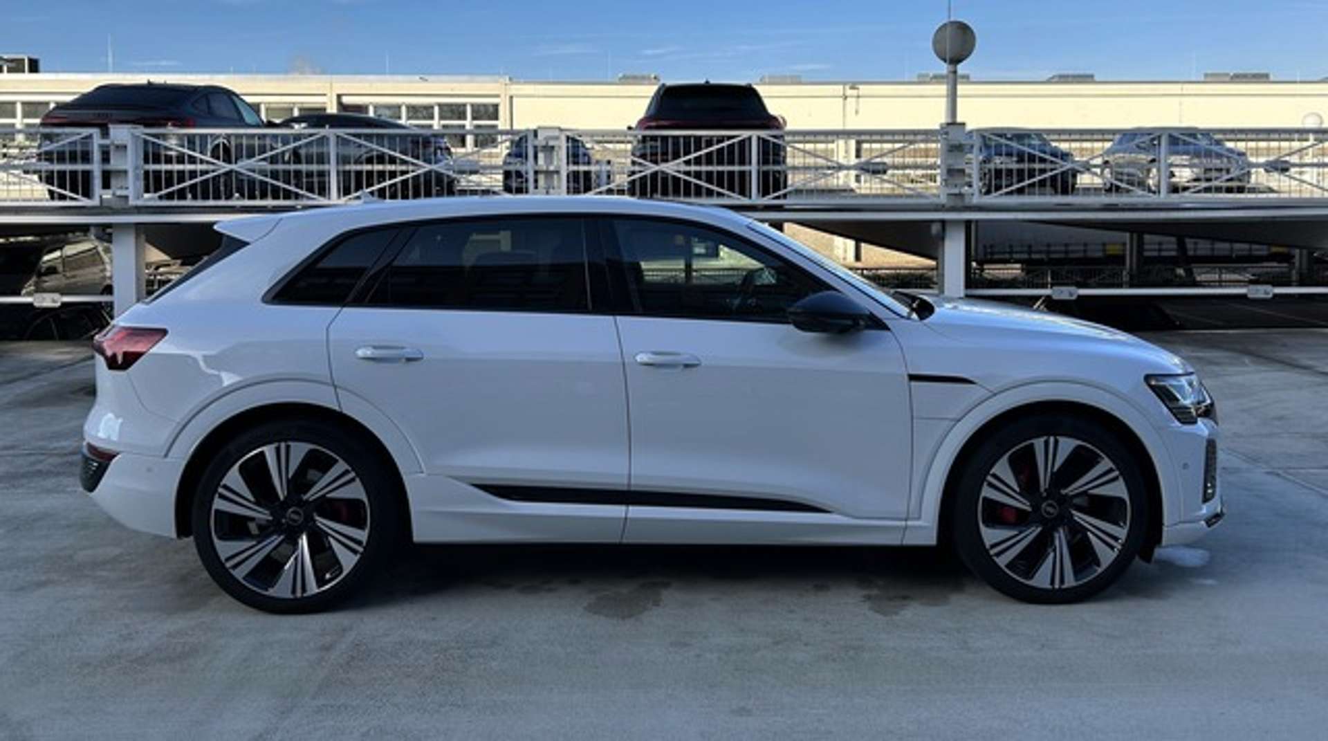 Audi Q8 E-tron S Line 55 - 2024 - Joinsteer - #5