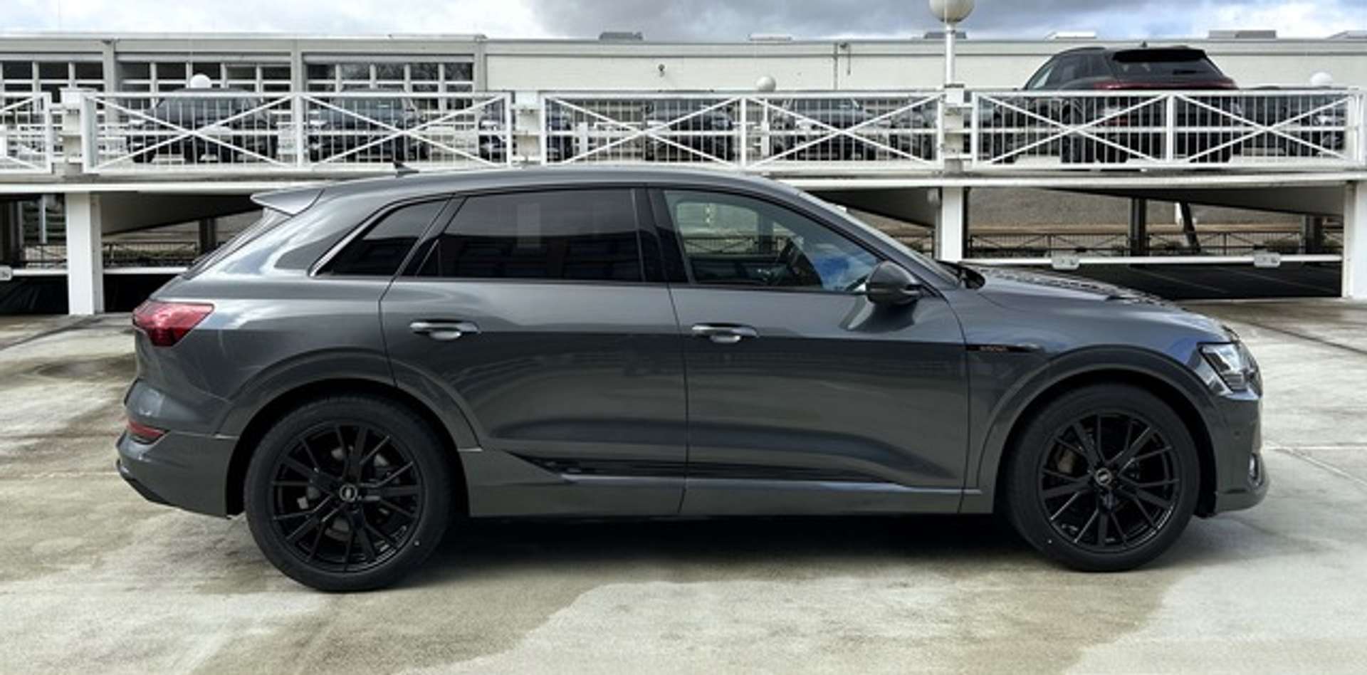 Audi E-tron S Line 55 - 2022 - Joinsteer - #5