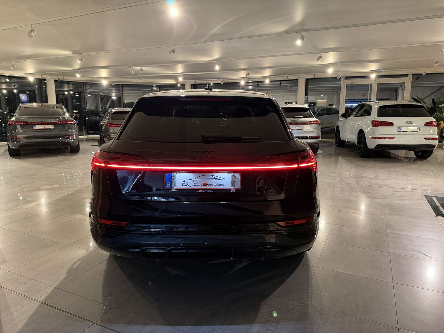Audi Q8 E-tron S Line Black - 2024 - Joinsteer - #2