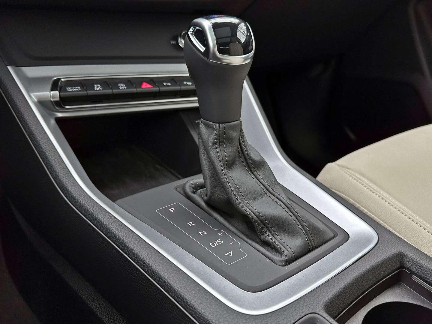 Audi Q3 40 TFSI - 2024 - Joinsteer - #17