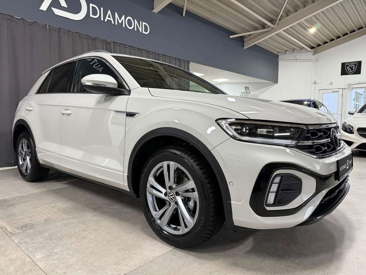 Volkswagen T-Roc R-Line - 2025 - Joinsteer - #5