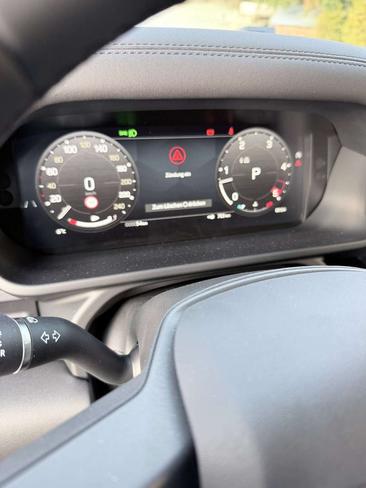 Land Rover Defender 90 D250 X-Dynamic SE — photo 5