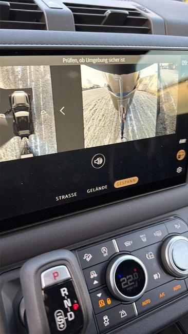 Land Rover Defender 90 D250 X-Dynamic SE — photo 7