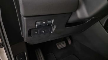 Land Rover Range Rover Evoque D163 SE — photo 20