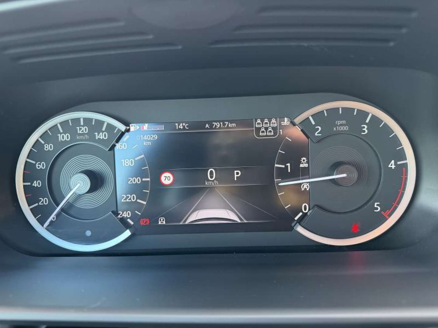 Land Rover Discovery Metropolitan Edition D300 - 2025 - Joinsteer - #15