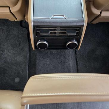 Land Rover Range Rover Autobiography LWB AWD Aut. 3.0 Si6 PHEV — photo 11