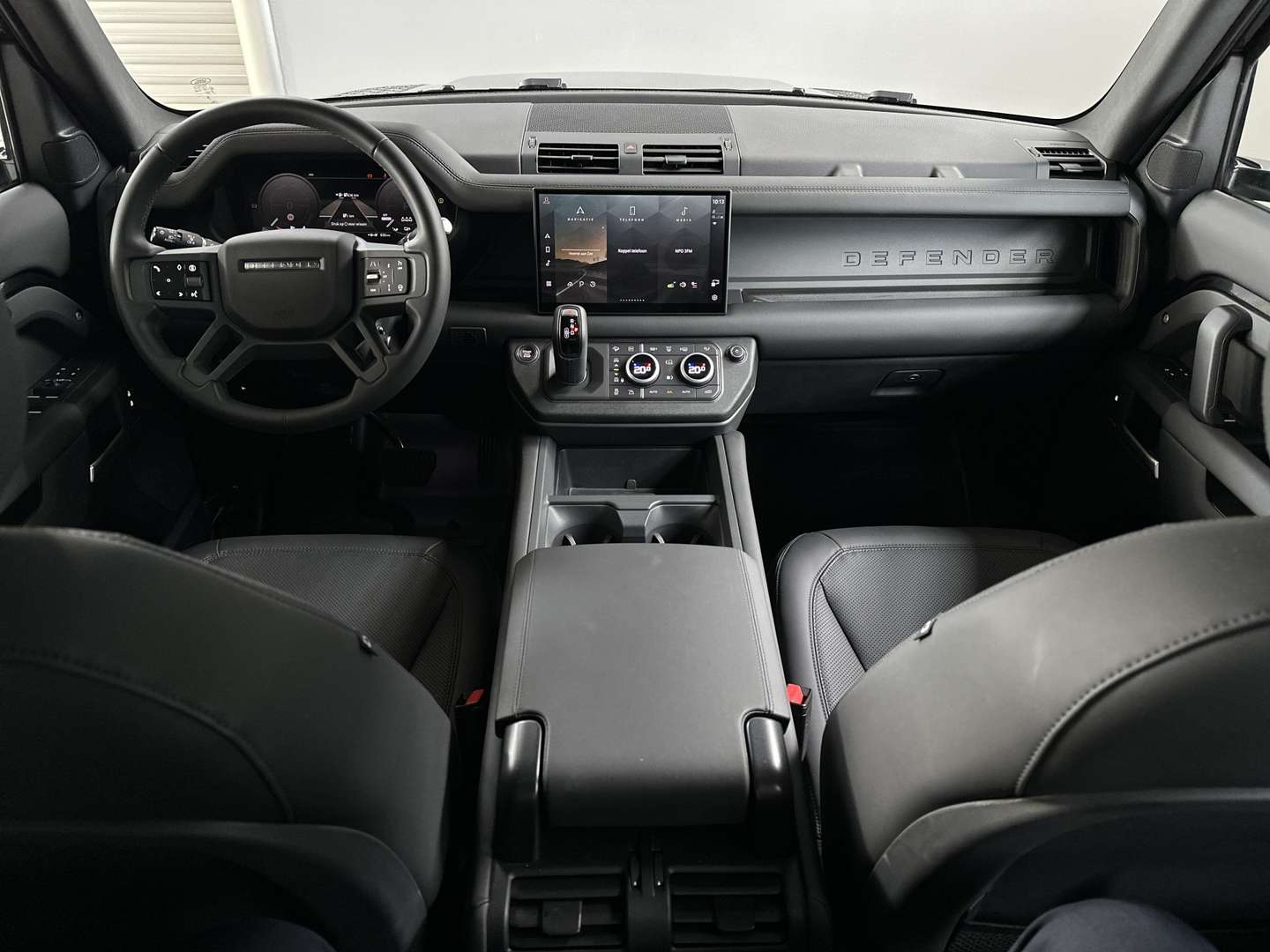 Land Rover Defender 110 X-Dynamic HSE P300e - 2025 - Joinsteer - #4