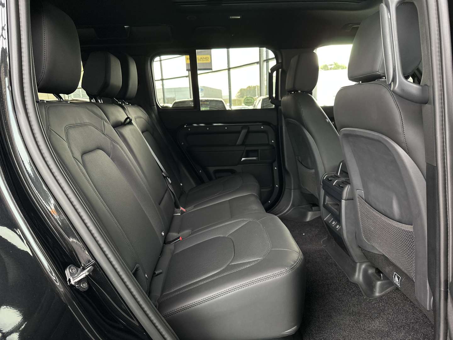 Land Rover Defender 110 X-Dynamic HSE P300e - 2025 - Joinsteer - #5