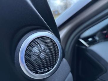 Land Rover Range Rover Evoque D200 R-Dynamic SE — photo 19