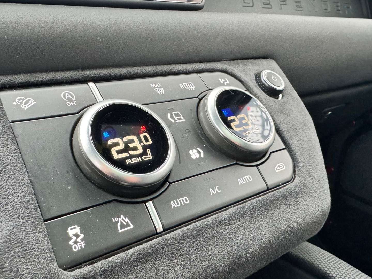 Land Rover Defender 90 3.0AHK X-Dyn. SE 22" LED Pano Sound - 2021 - Joinsteer - #13