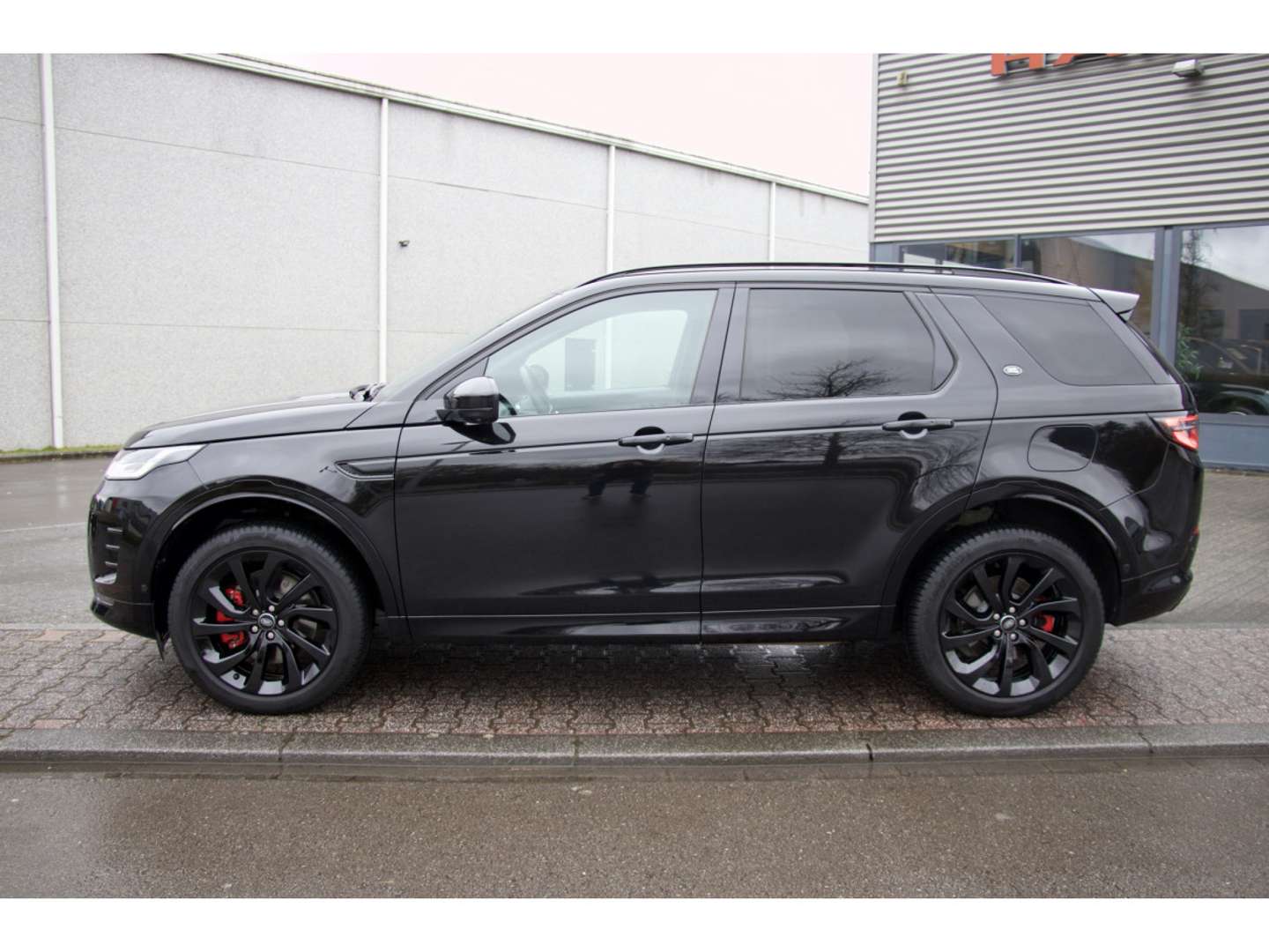 Land Rover Discovery Sport P300e Dynamic SE AWD MY24 ACC AHK Pano 20" - 2024 - Joinsteer - #1