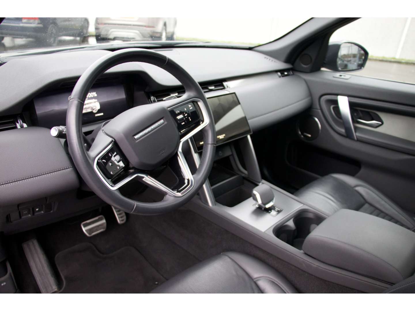 Land Rover Discovery Sport P300e Dynamic SE AWD MY24 ACC AHK Pano 20" - 2024 - Joinsteer - #6