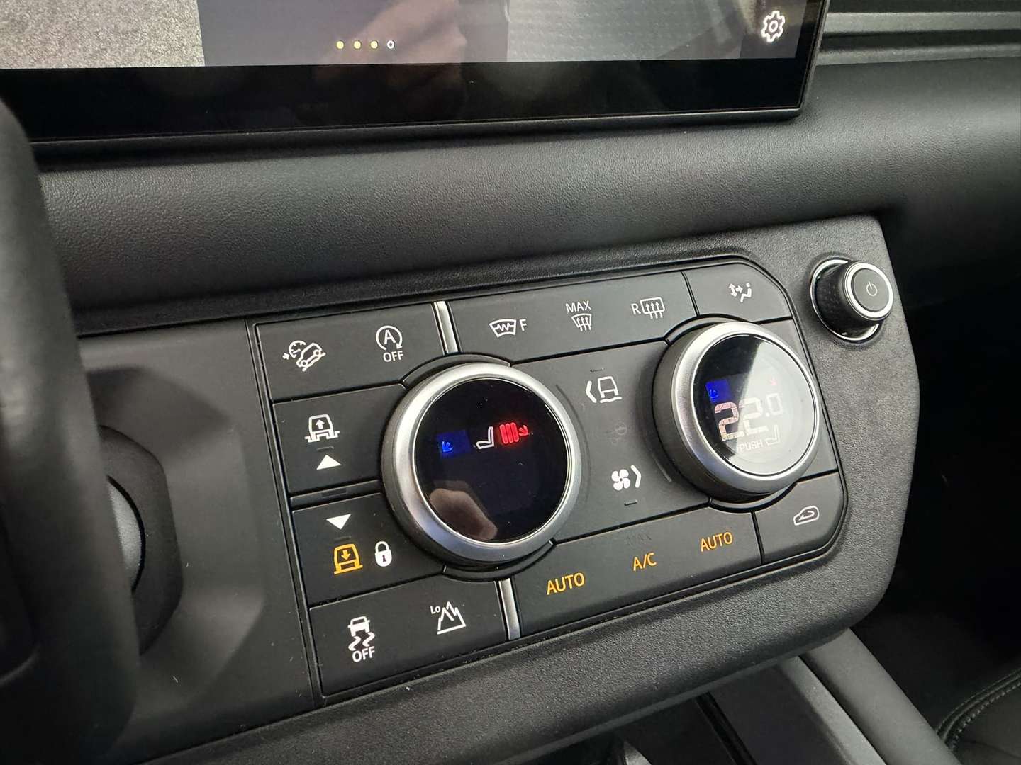 Land Rover Defender 90 X-Dynamic HSE 3.0 D MHEV D300 - 2025 - Joinsteer - #42