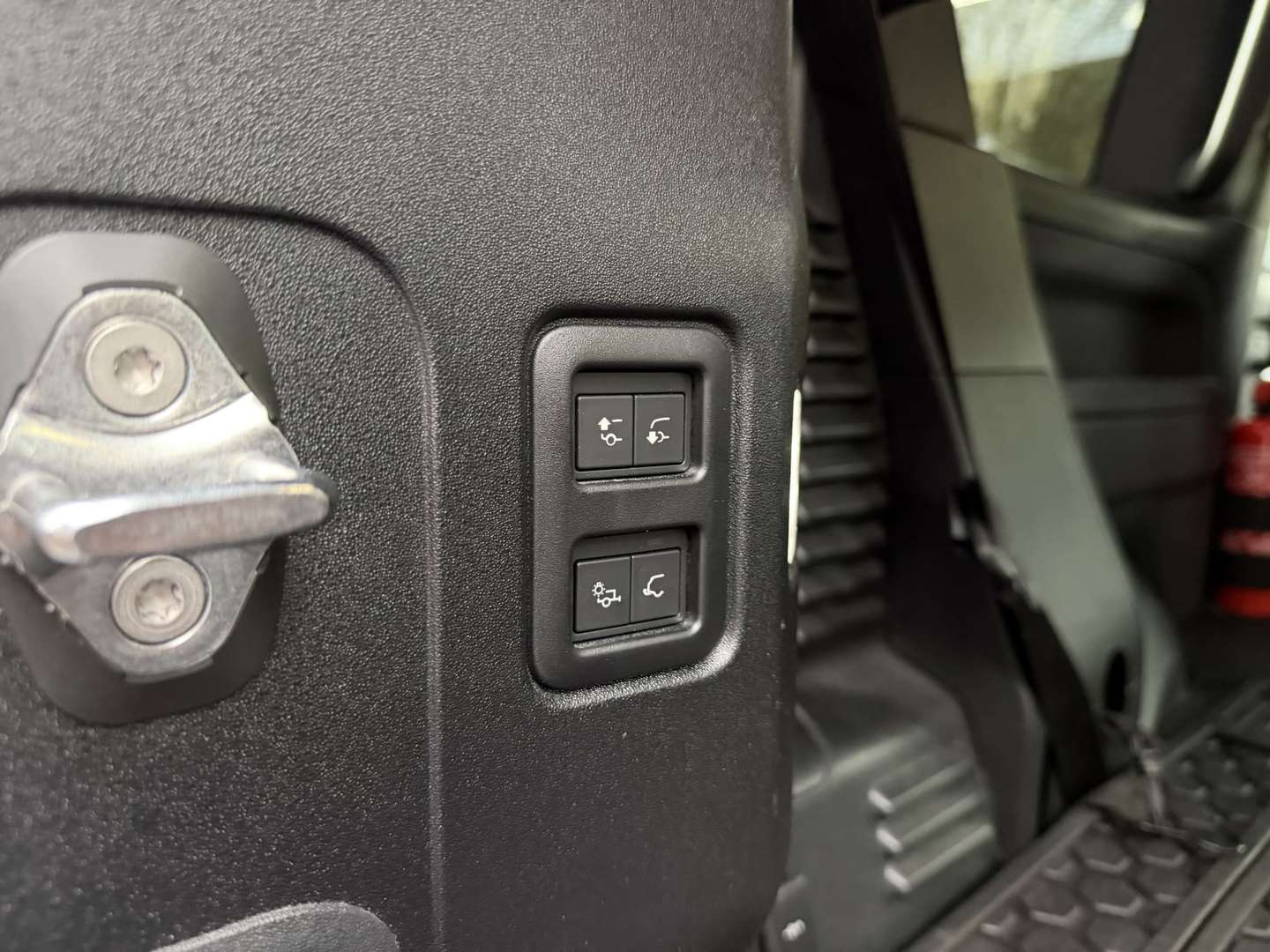 Land Rover Defender 90 X-Dynamic HSE 3.0 D MHEV D300 - 2025 - Joinsteer - #50