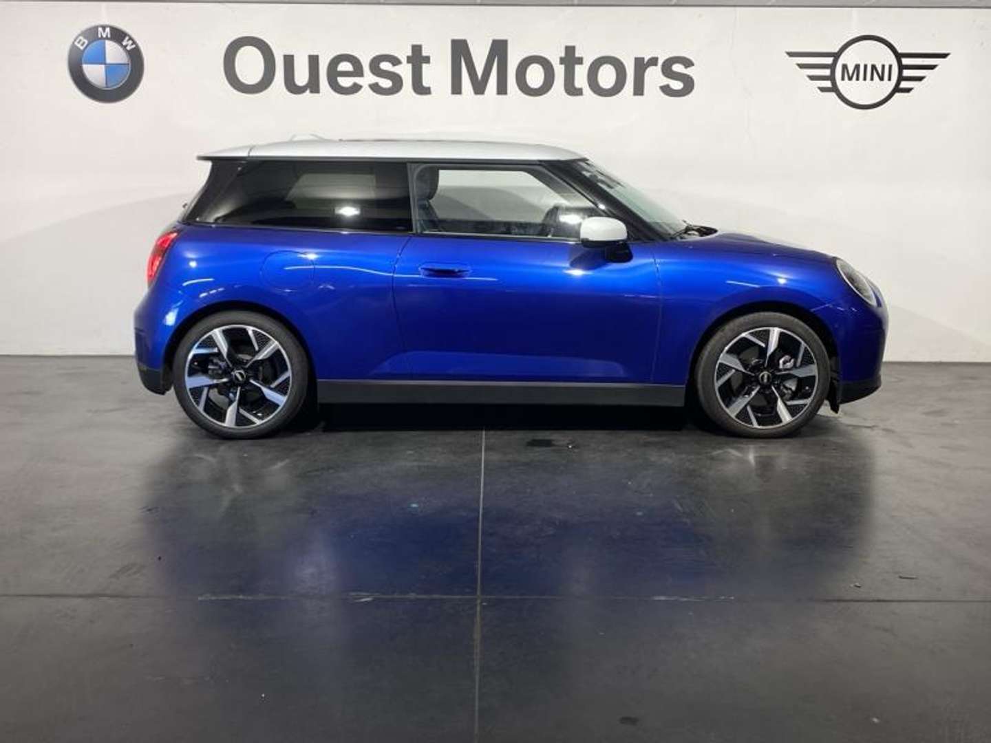 Mini Cooper E Favoured Cooper - 2025 - Joinsteer - #3