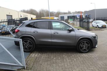 Mercedes GLA 250 E 250 AMG Line — photo 5