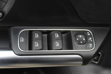 Mercedes GLA 250 E 250 AMG Line — photo 18