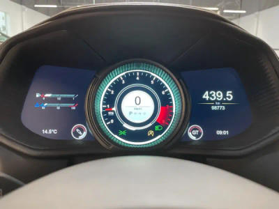 Aston Martin DB11 V8 Coupe 4.0 -  - Joinsteer - #5