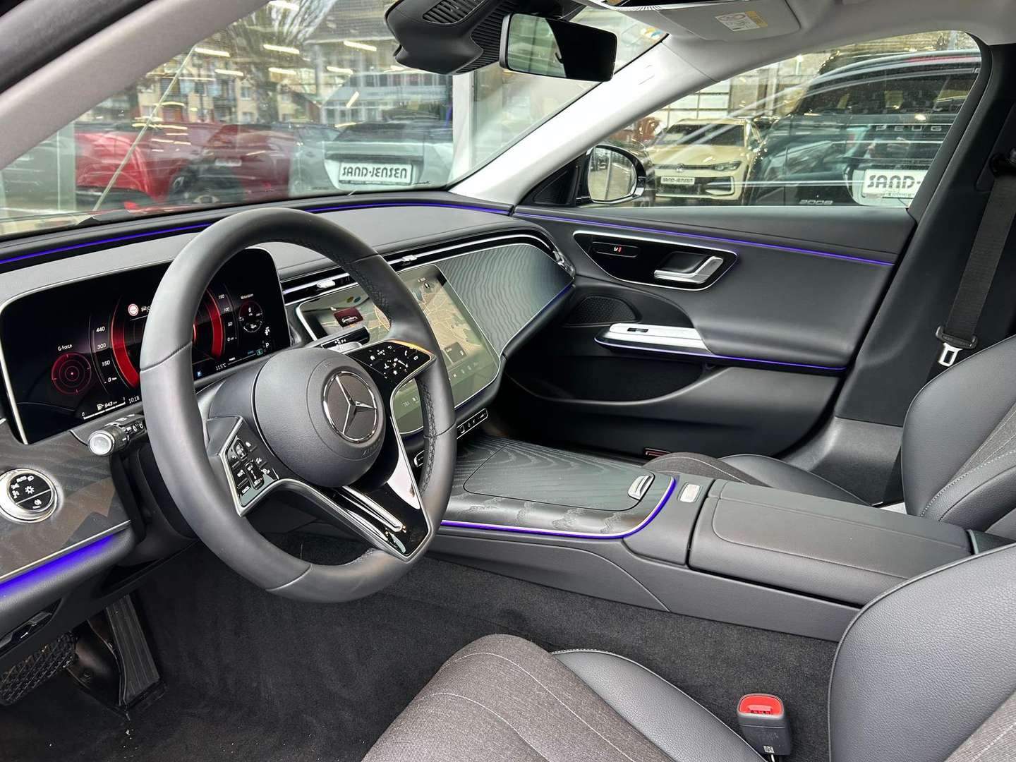 Mercedes Classe E Break 220 Avantgarde - 2025 - Joinsteer - #6