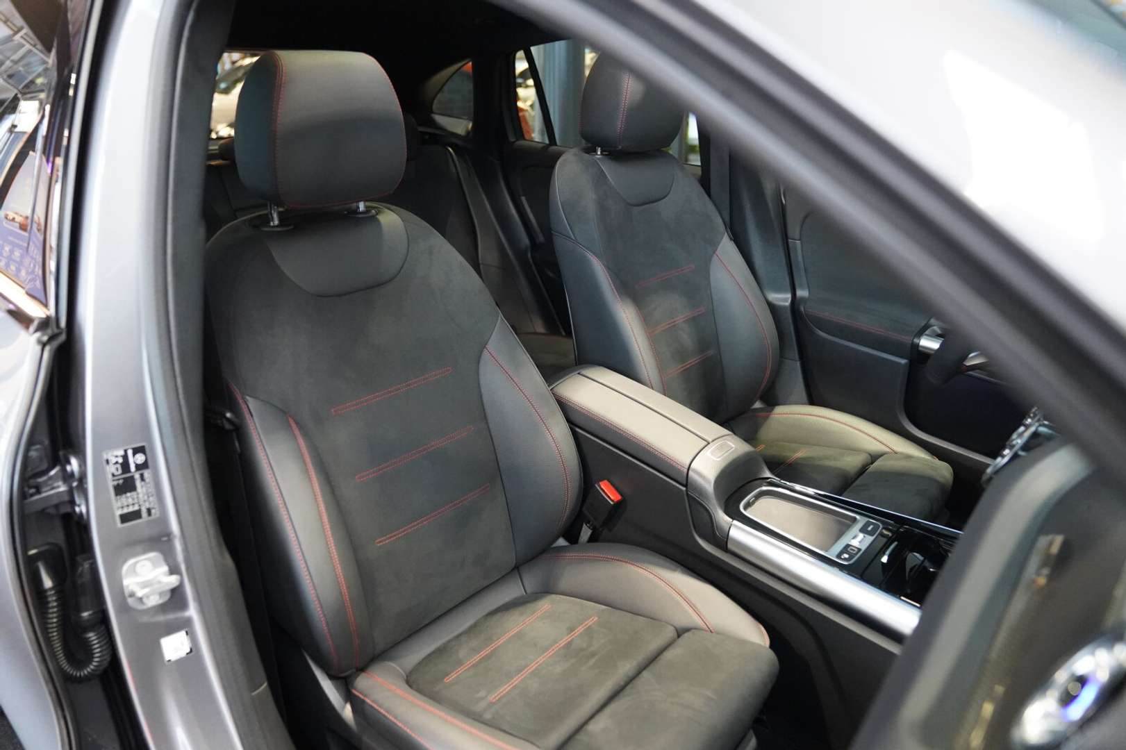 Mercedes GLA 250 250 AMG Line - 2025 - Joinsteer - #9