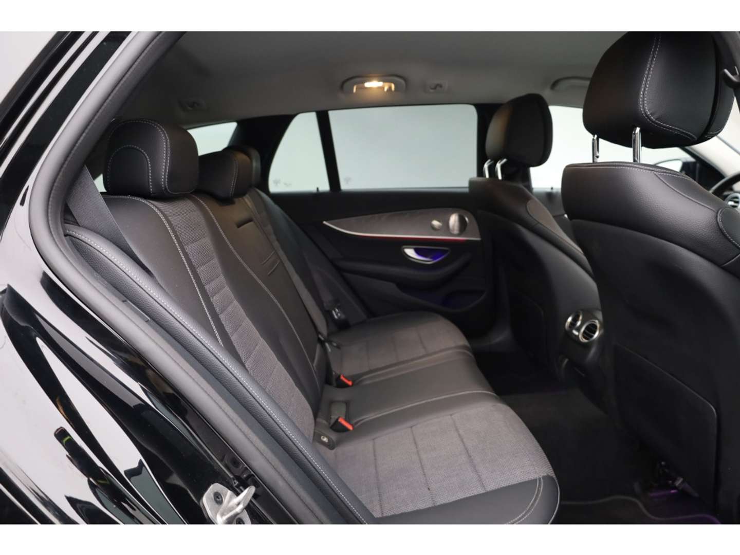 Mercedes Classe E Break 300 Night - 2022 - Joinsteer - #15
