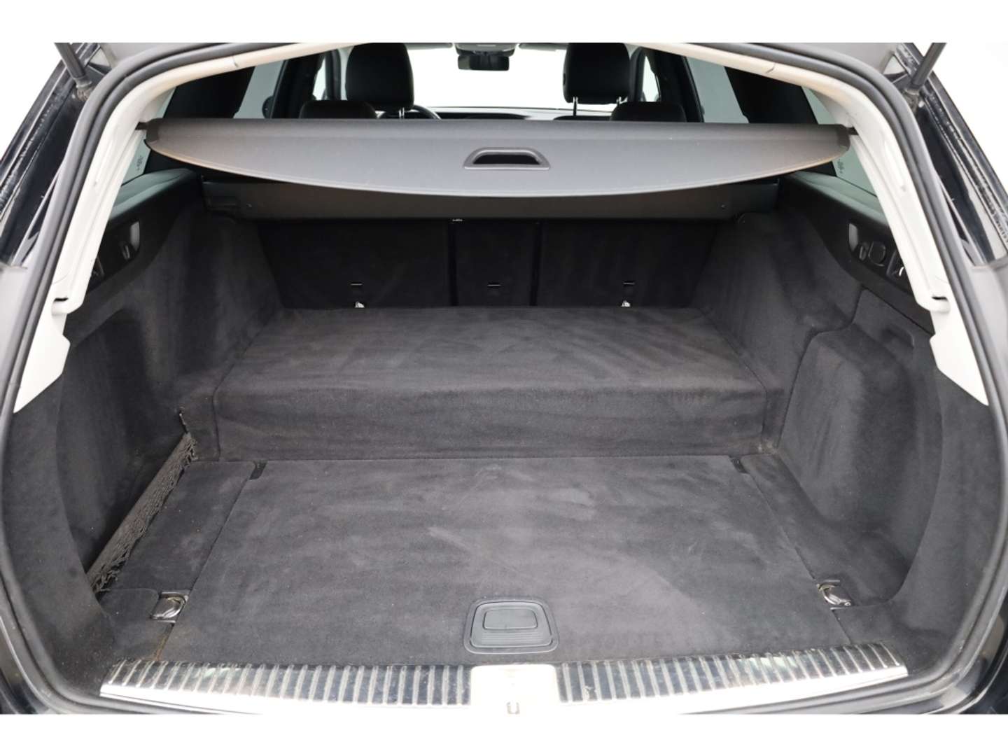 Mercedes Classe E Break 300 Night - 2022 - Joinsteer - #26