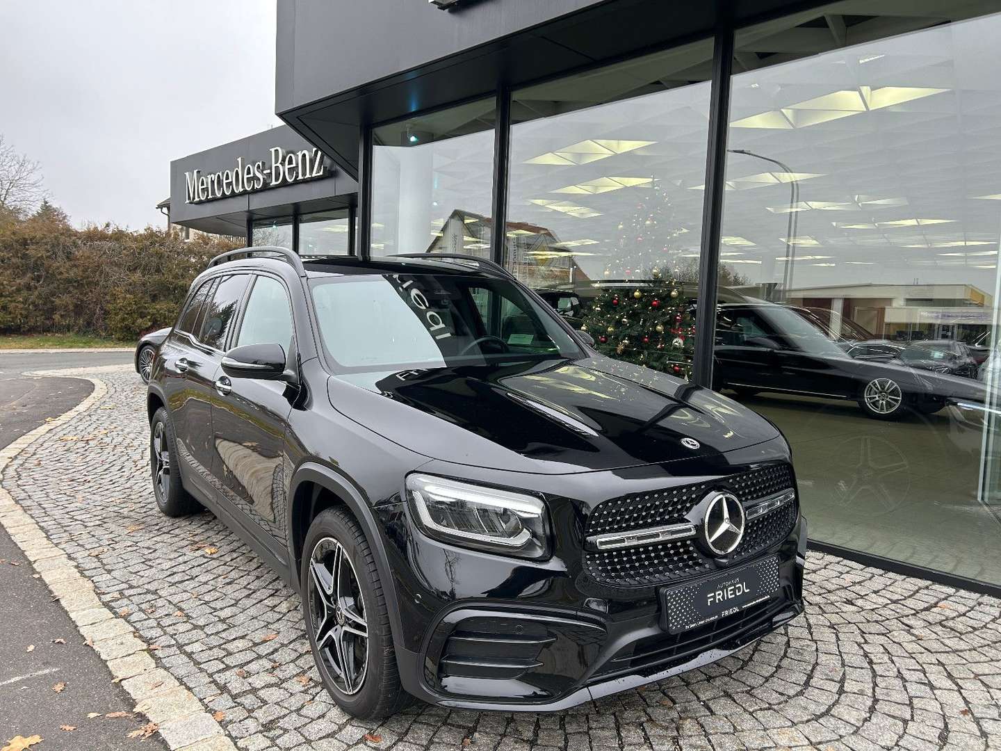 Mercedes GLB 200 200 Night - 2024 - Joinsteer - #4