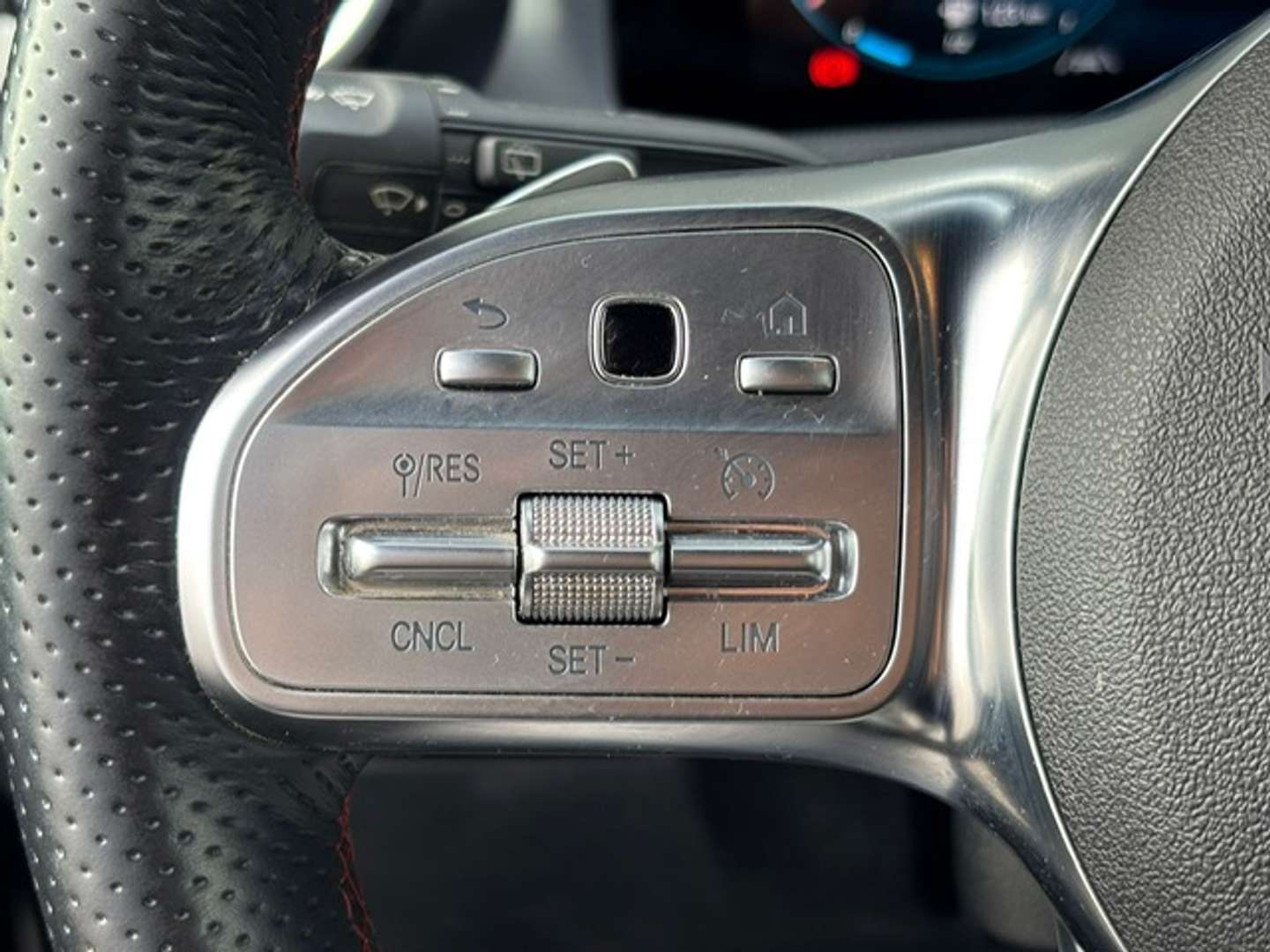 Mercedes CLA Shooting Break 180 AMG Line - 2023 - Joinsteer - #18