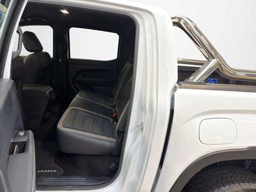 Volkswagen Amarok TDI 4Motion — photo 11