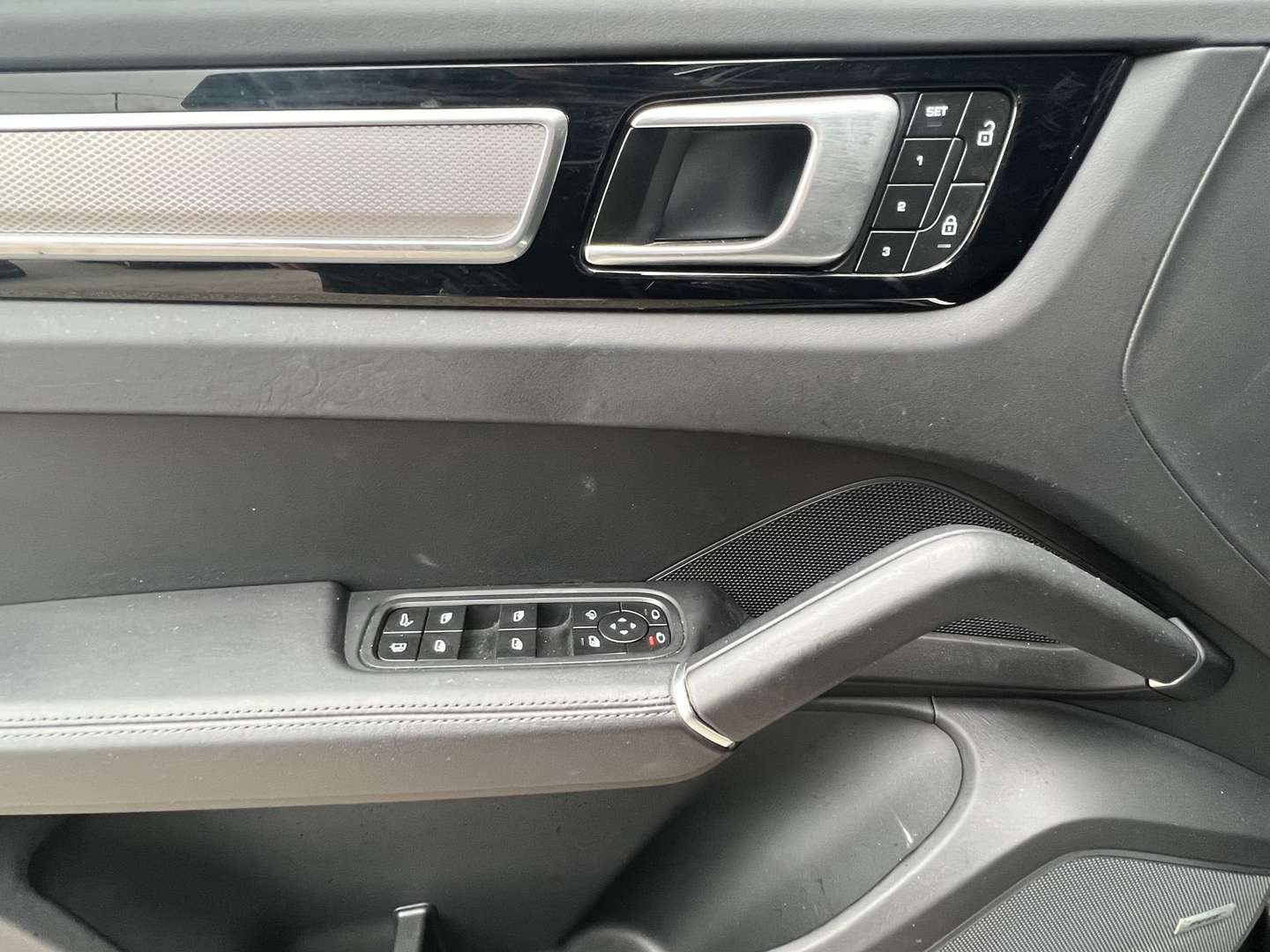 Porsche Cayenne III E-Hybrid - 2022 - Joinsteer - #8