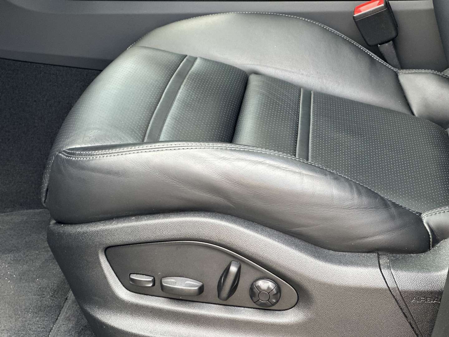 Porsche Cayenne III E-Hybrid Exclusive - 2023 - Joinsteer - #10