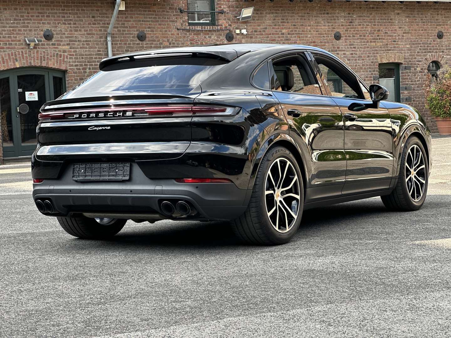 Porsche Cayenne III E-Hybrid Exclusive - 2023 - Joinsteer - #19