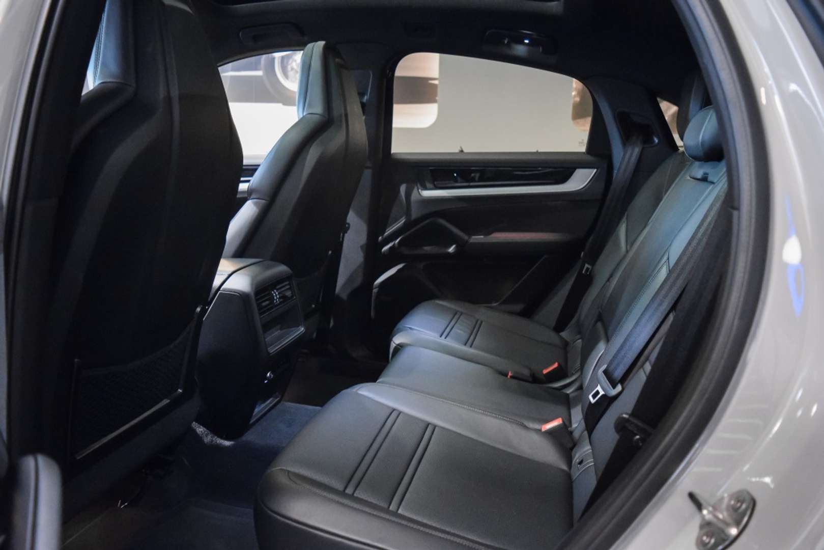 Porsche Cayenne III E-Hybrid - 2026 - Joinsteer - #9