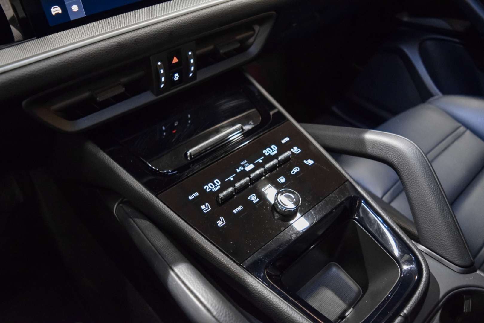 Porsche Cayenne III E-Hybrid - 2026 - Joinsteer - #14