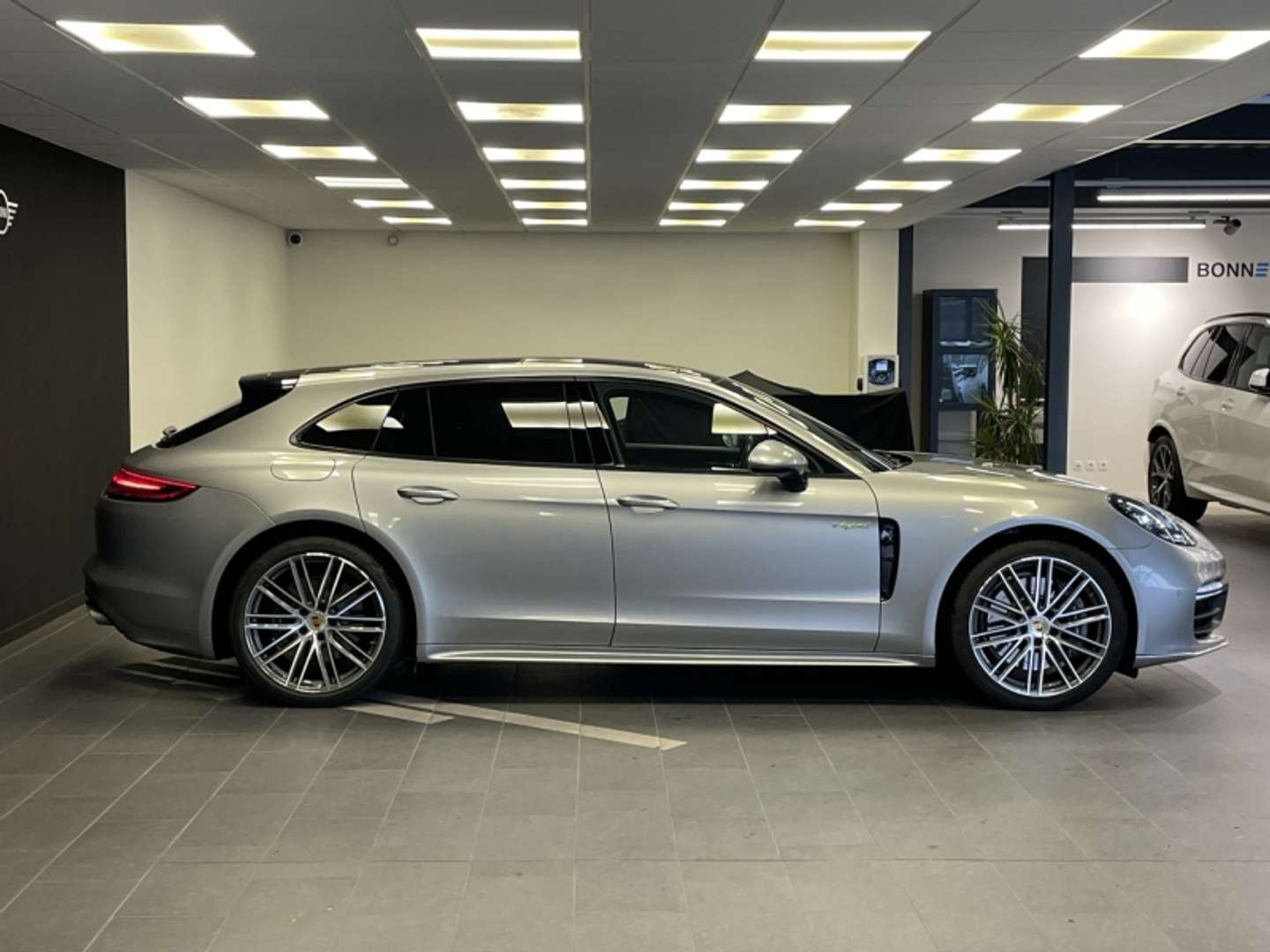 Porsche Panamera III E-Hybrid - 2018 - Joinsteer - #4