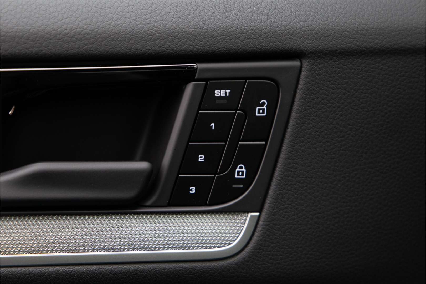 Porsche Cayenne III E-Hybrid - 2026 - Joinsteer - #23