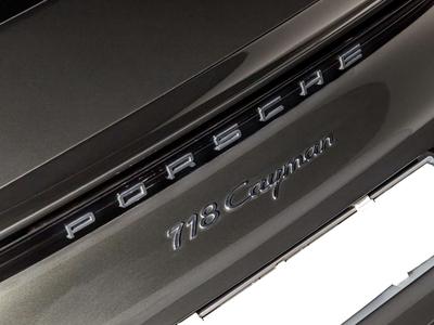 Porsche 718 Cayman III Base