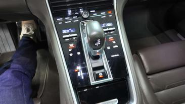 Porsche Panamera II E-Hybrid — photo 39
