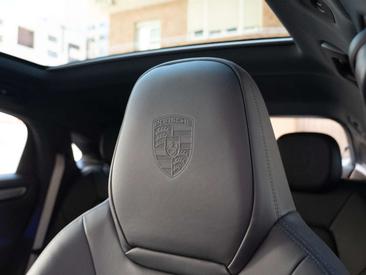Porsche Cayenne III E-Hybrid Platinum Edition — photo 24