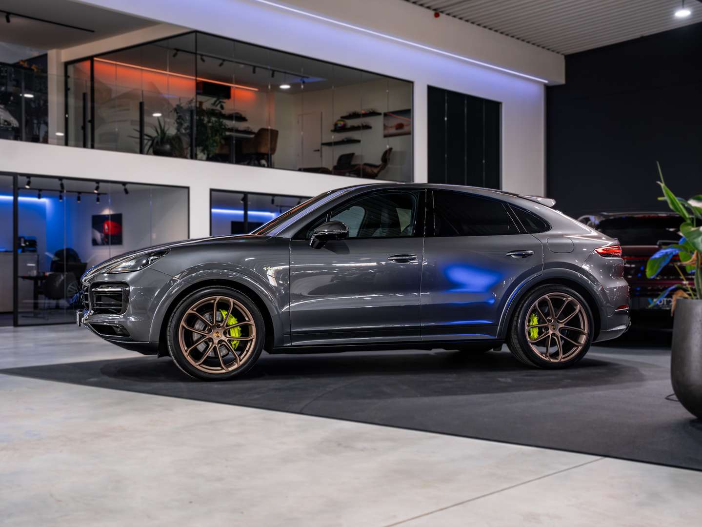 Porsche Cayenne V6 PHEV - 2021 - Joinsteer - #1