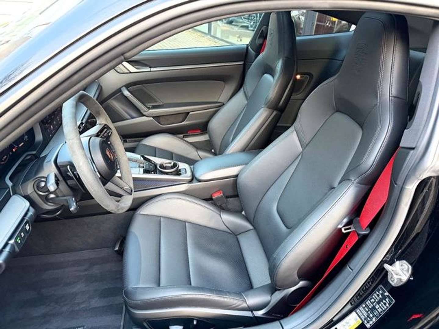 Porsche 992 II Carrera 2 - 2025 - Joinsteer - #15