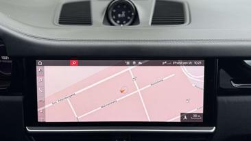 Porsche Cayenne III E-Hybrid — photo 23